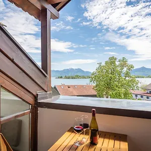  Apartment Kuschelnester Und Ferienwohnung Chiemseeglück Mit Wunderschönem Chiemseeblick